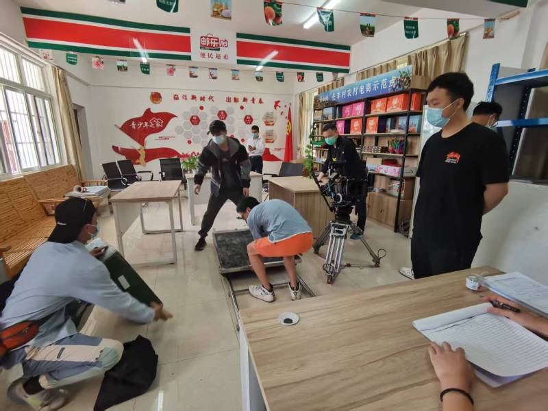 追星女孩心理学分析报告：原平市广告片拍摄公司揭秘饭圈应援式传播逻辑